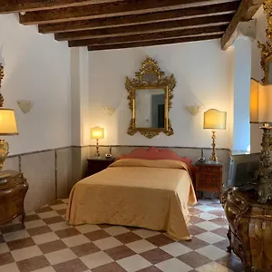 Luxury In San Marco With Canal View Venedig